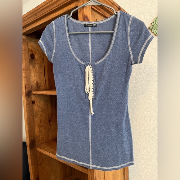 Blue PattyBoutik top with tie up string - Picture 1 of 3